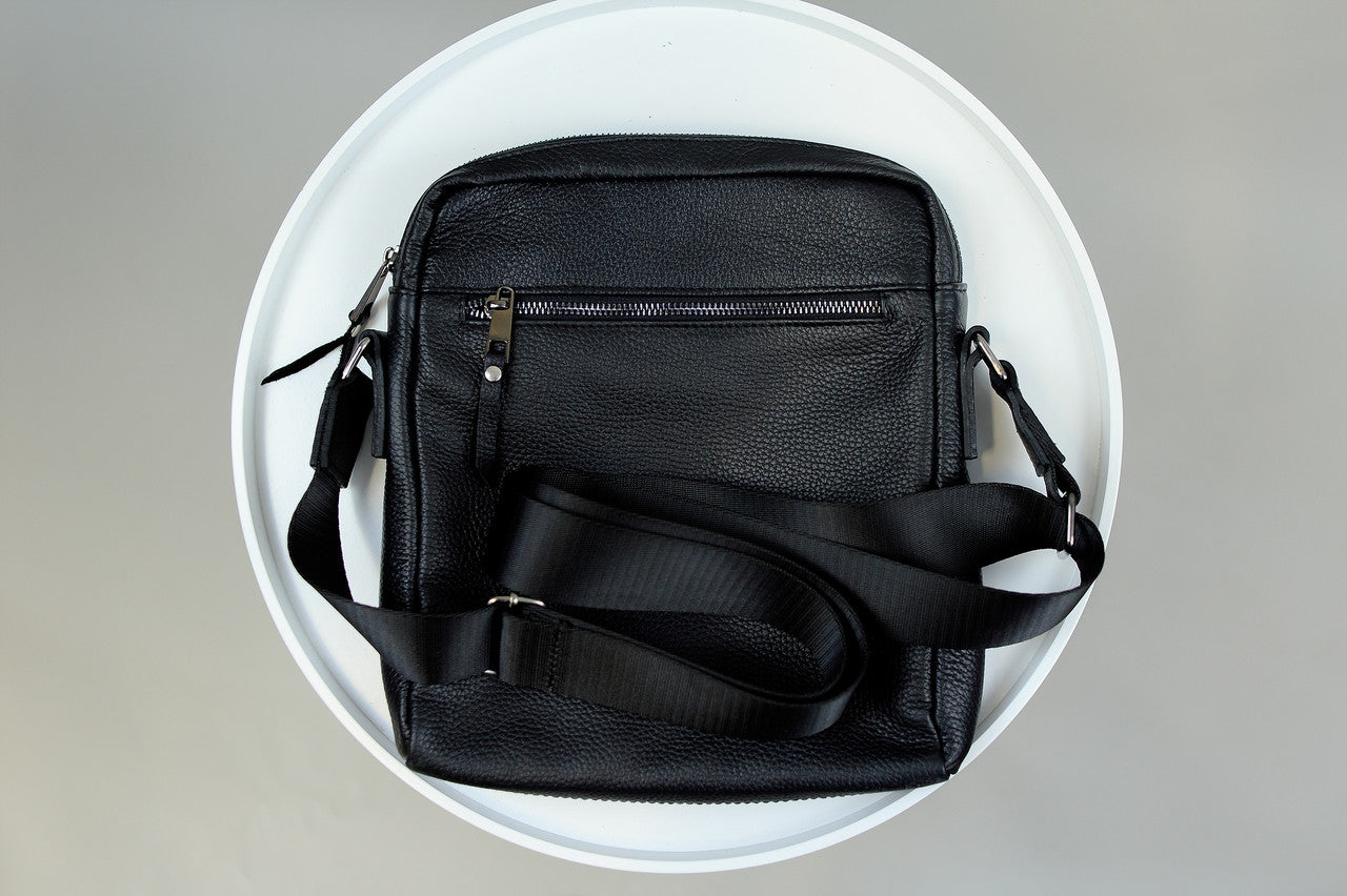 Handmade Mens Black Leather Messenger Bag Classic Style