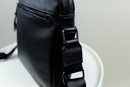 Handmade Mens Black Leather Messenger Bag Classic Style