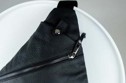 Handmade Mens Leather Crossbody Bag Skill Black