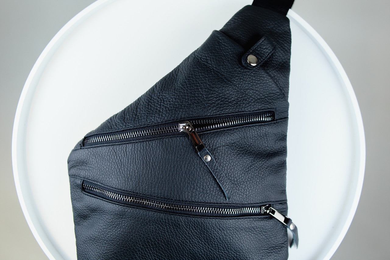 Handmade Mens Leather Crossbody Bag Skill Black