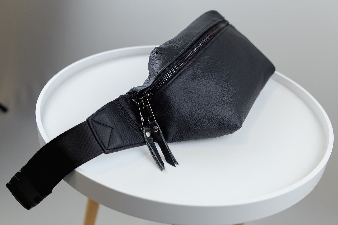 Mens Handmade Black Leather Banana Bag Waist Bag Fanny Pack