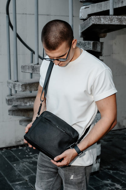 Handmade Mens Leather Messenger Bag Black