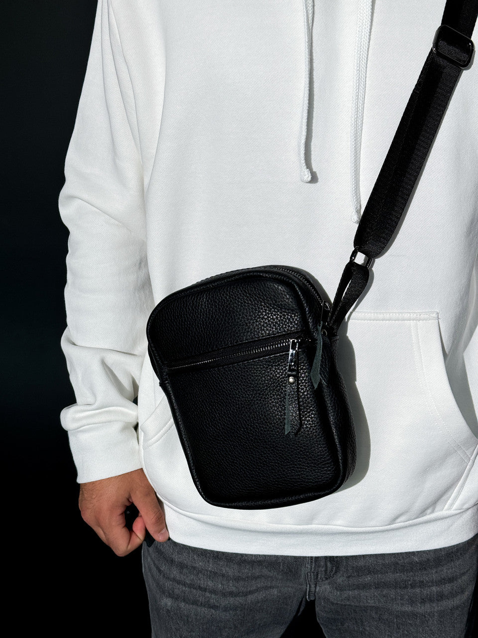Handmade Black Leather Mens Messenger Bag Compact Crossbody Zipper Pocket