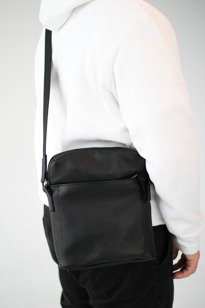 Handmade Mens Leather Messenger Bag Black Classic Crossbody