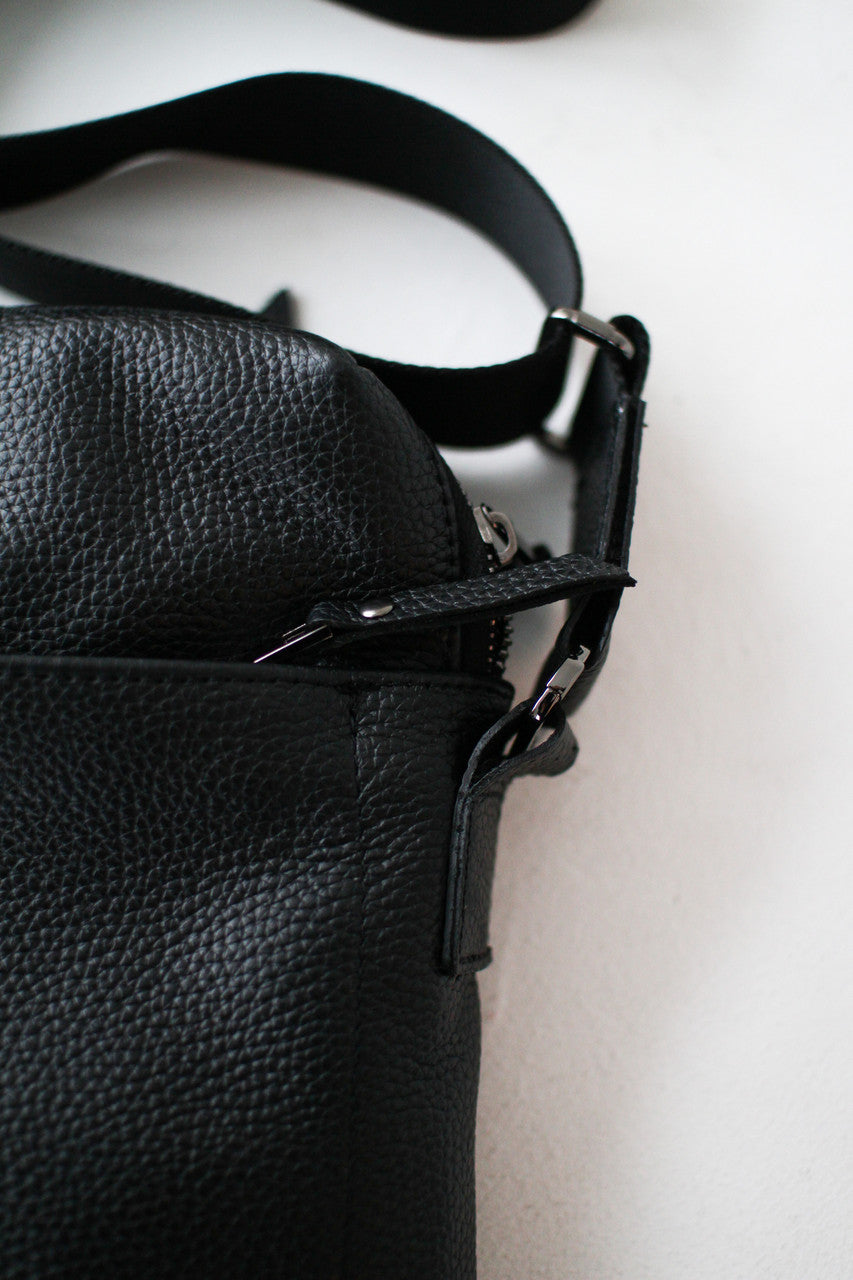 Handmade Mens Leather Messenger Bag Black Classic Crossbody Gift for Him