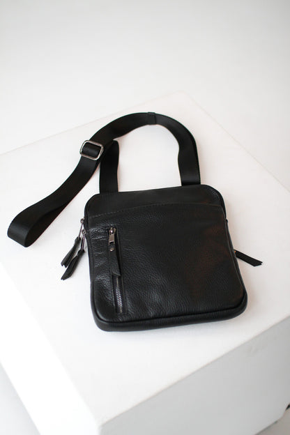 Handmade Mens Leather Crossbody Bag Black Classic Messenger Design Gift for Him