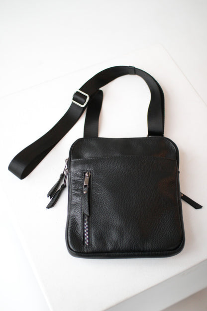 Handmade Mens Leather Crossbody Bag Black Classic Messenger Design Gift for Him