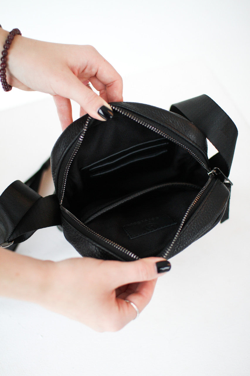Handmade Black Leather Mens Messenger Bag Compact Crossbody Shoulder Bag Gift for Him