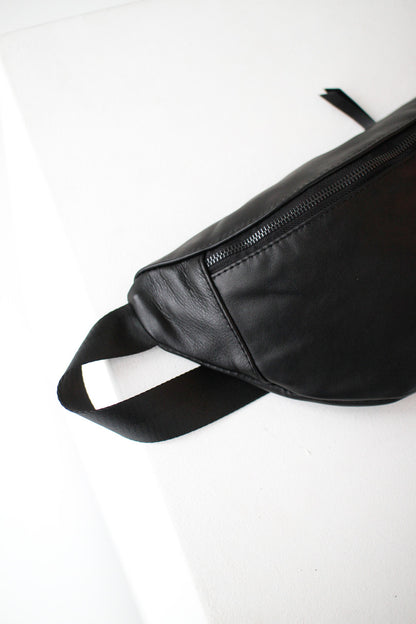 Handmade Mens Black Leather Waist Bag Banana Fanny Pack Gift for Him