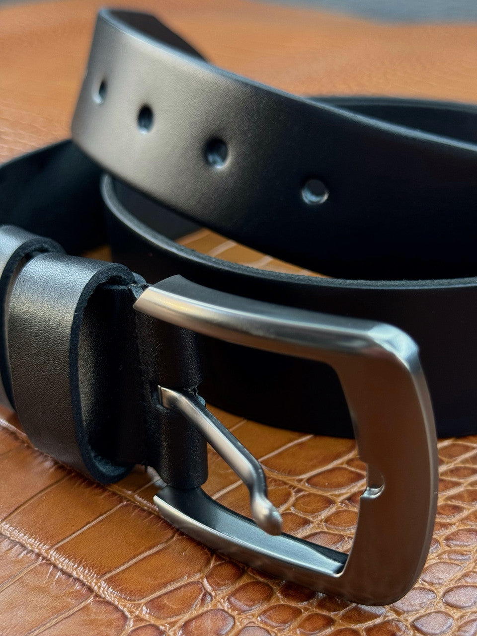 Handmade Genuine Calf Leather Belt Men Black Nickel Buckle