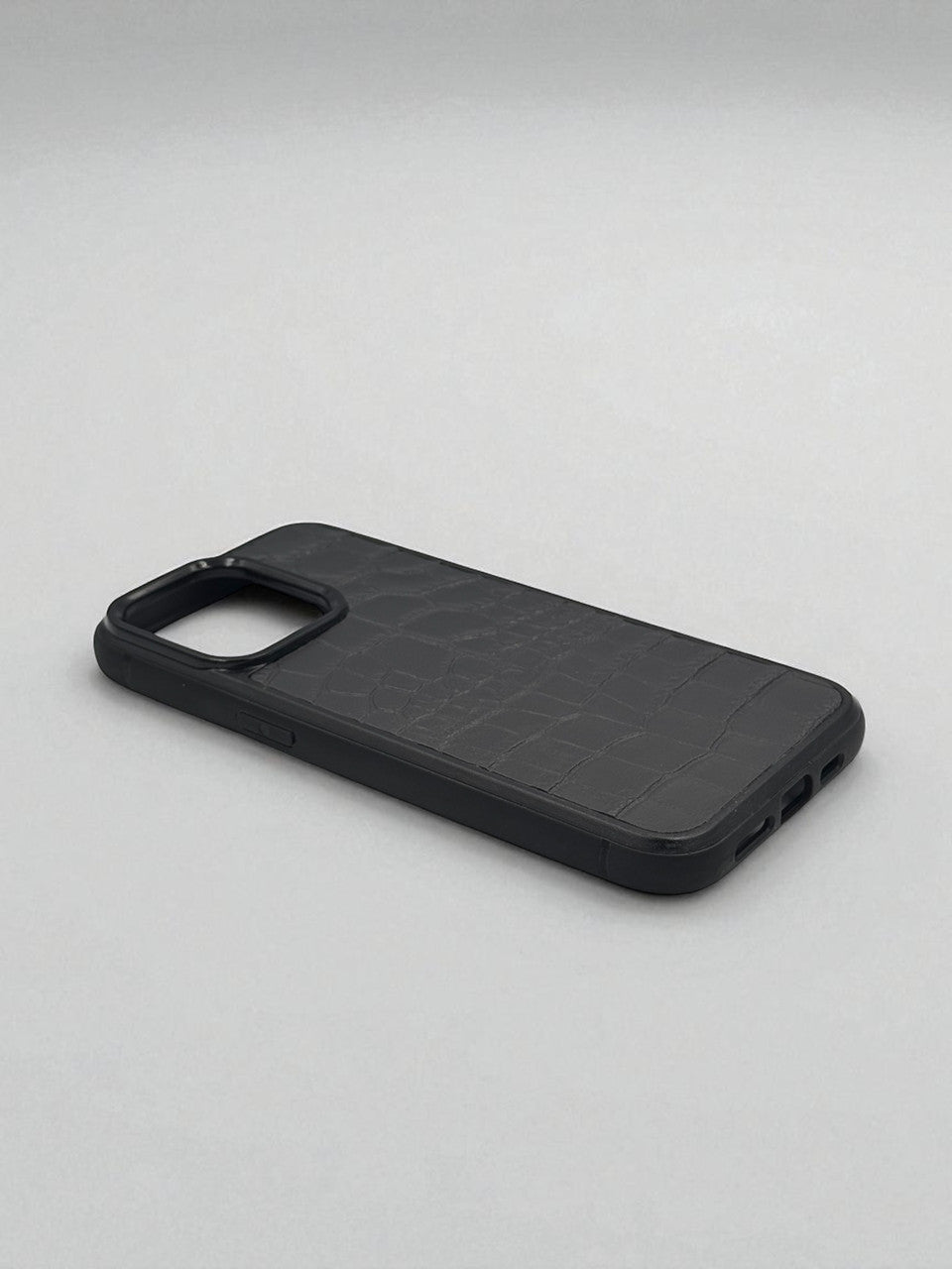Handmade iPhone case gray genuine Italian leather crocodile pattern polycarbonate shockproof gift for him