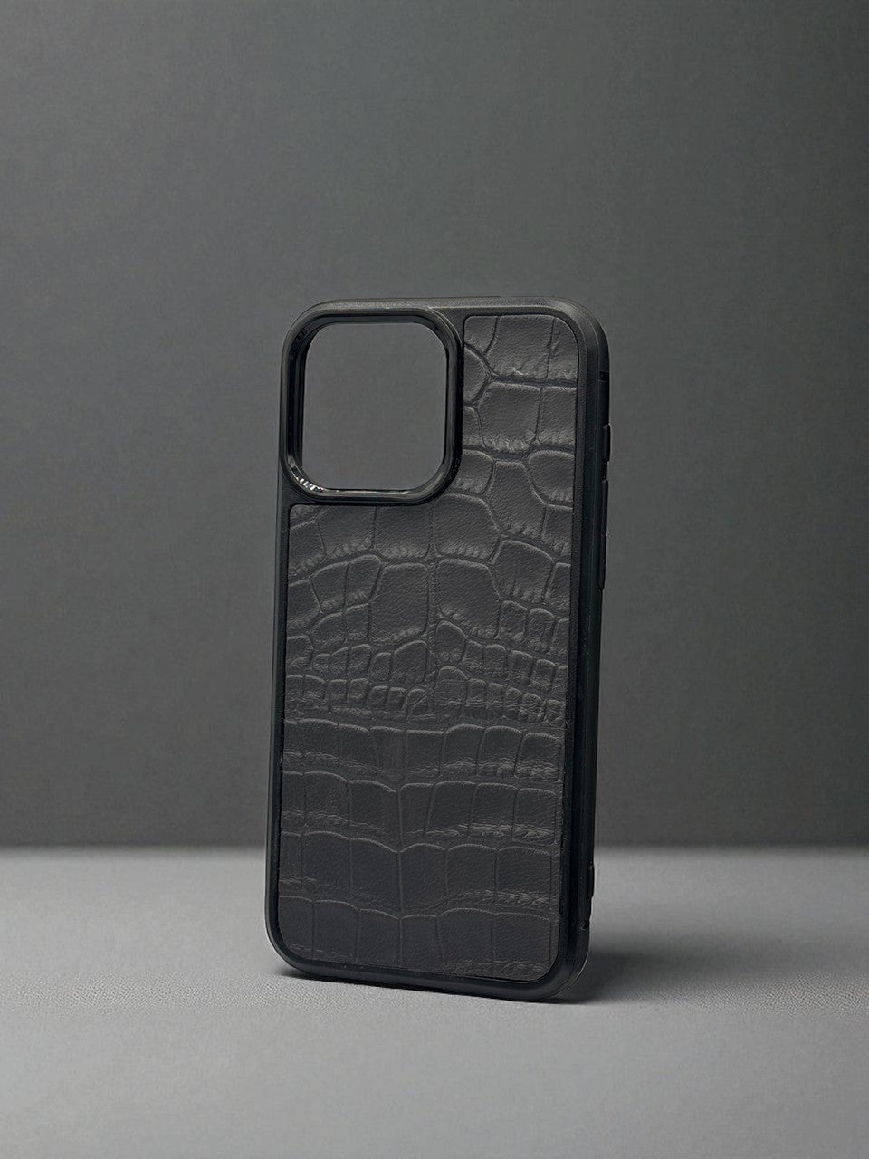Handmade iPhone case gray genuine Italian leather crocodile pattern polycarbonate shockproof gift for him