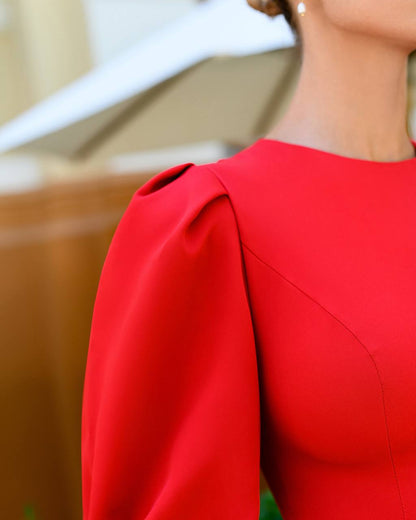 Elegant Women's Midi Dress with Puff Sleeves and Side Slit