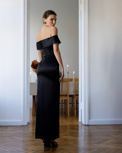 Elegant Women's Off Shoulder Maxi Dress with Side Slit in Black
