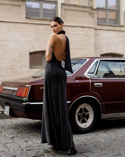 Elegant Black Maxi Dress in Dense Satin Fabric