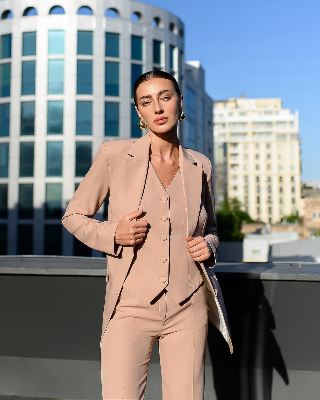 Women's Three-Piece Suit with Vest in Diagonal Suit Crepe Fabric