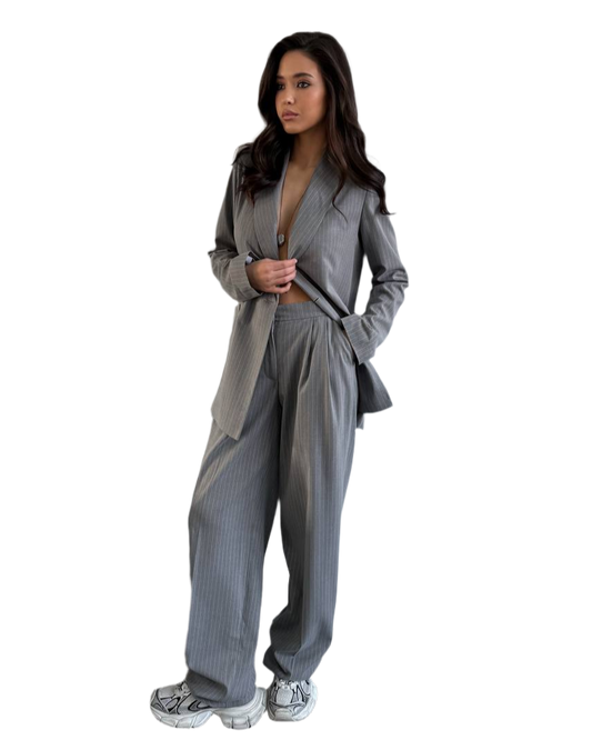 Womens Gray Pinstripe Crepe Suit Blazer and Wide Leg Pants