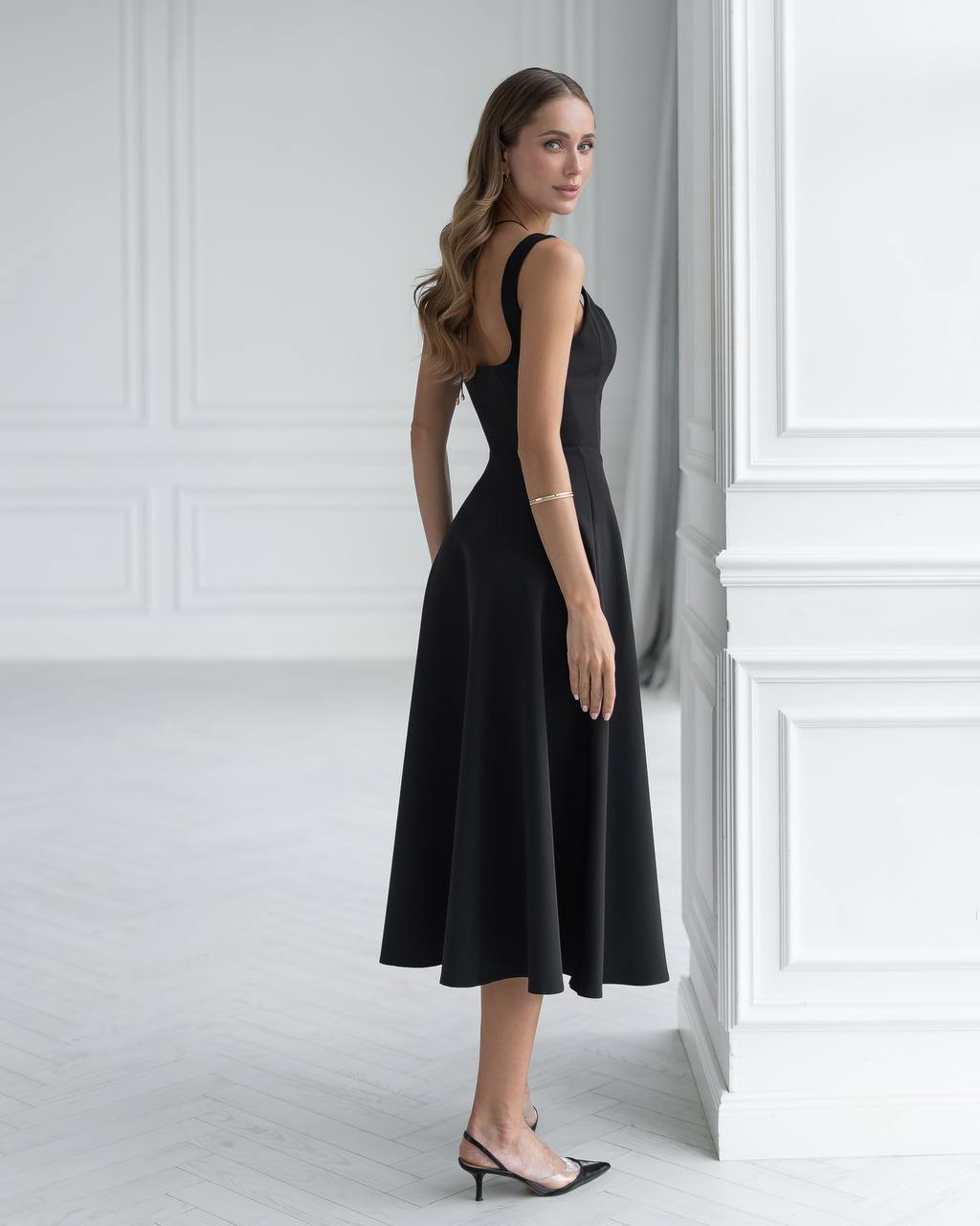 Elegant Midi Dress in Premium Suit Crepe Diagonal Fabric