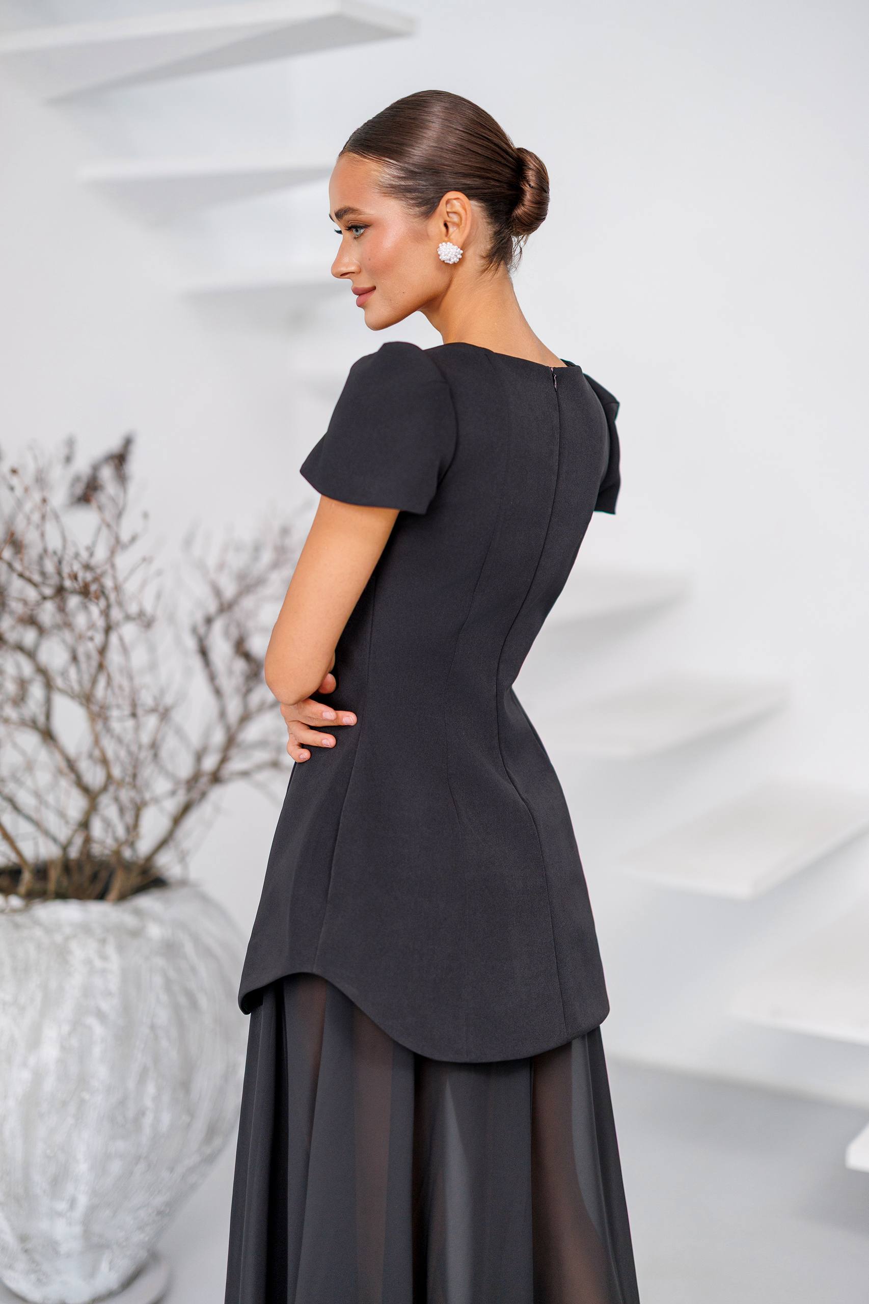 Black Peplum Evening Dress with Chiffon Skirt Diagonal Crepe Peplum Gown