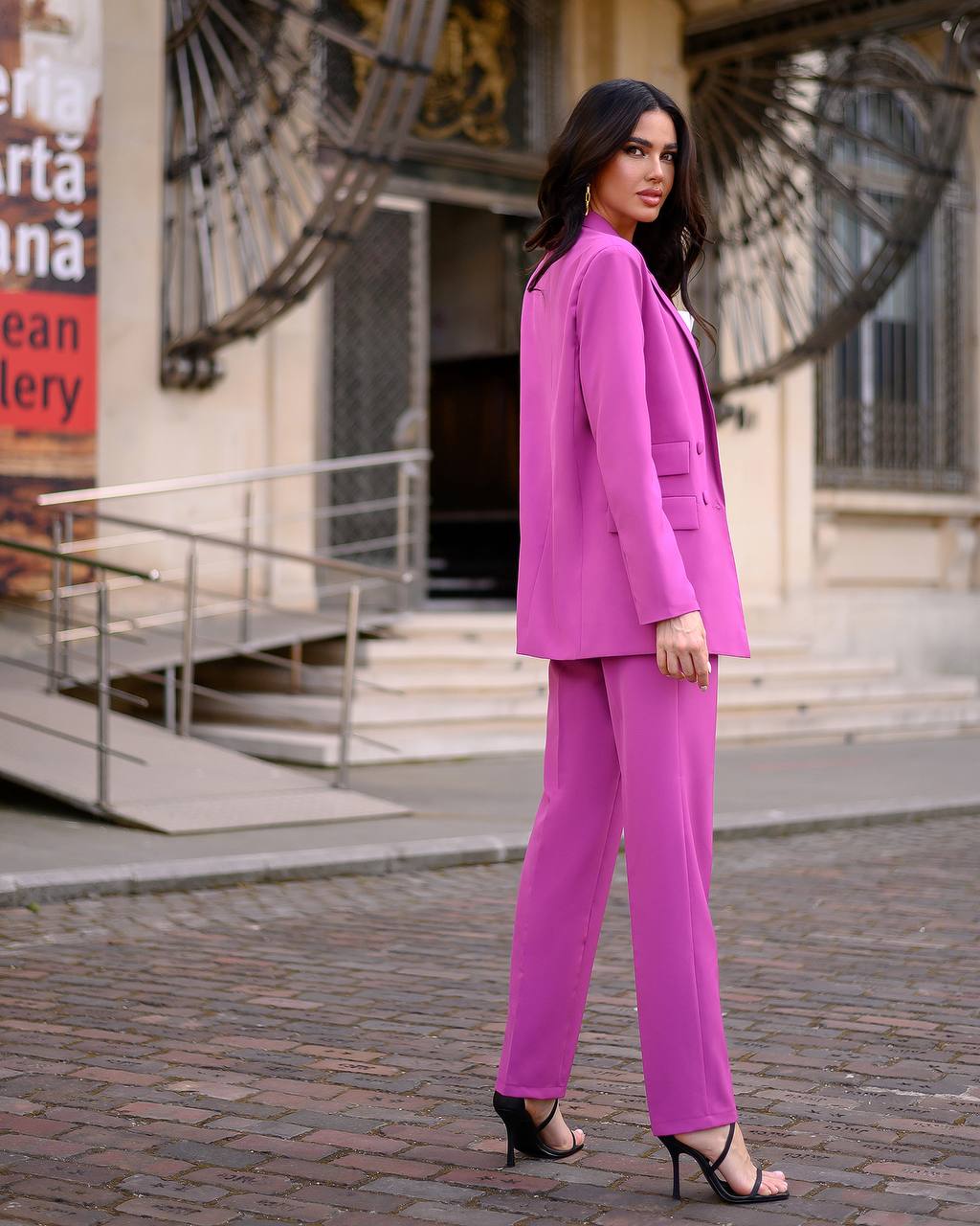 Luxury Diagonal Crepe Women's Suit in Violet with Tailored Jacket and Pants