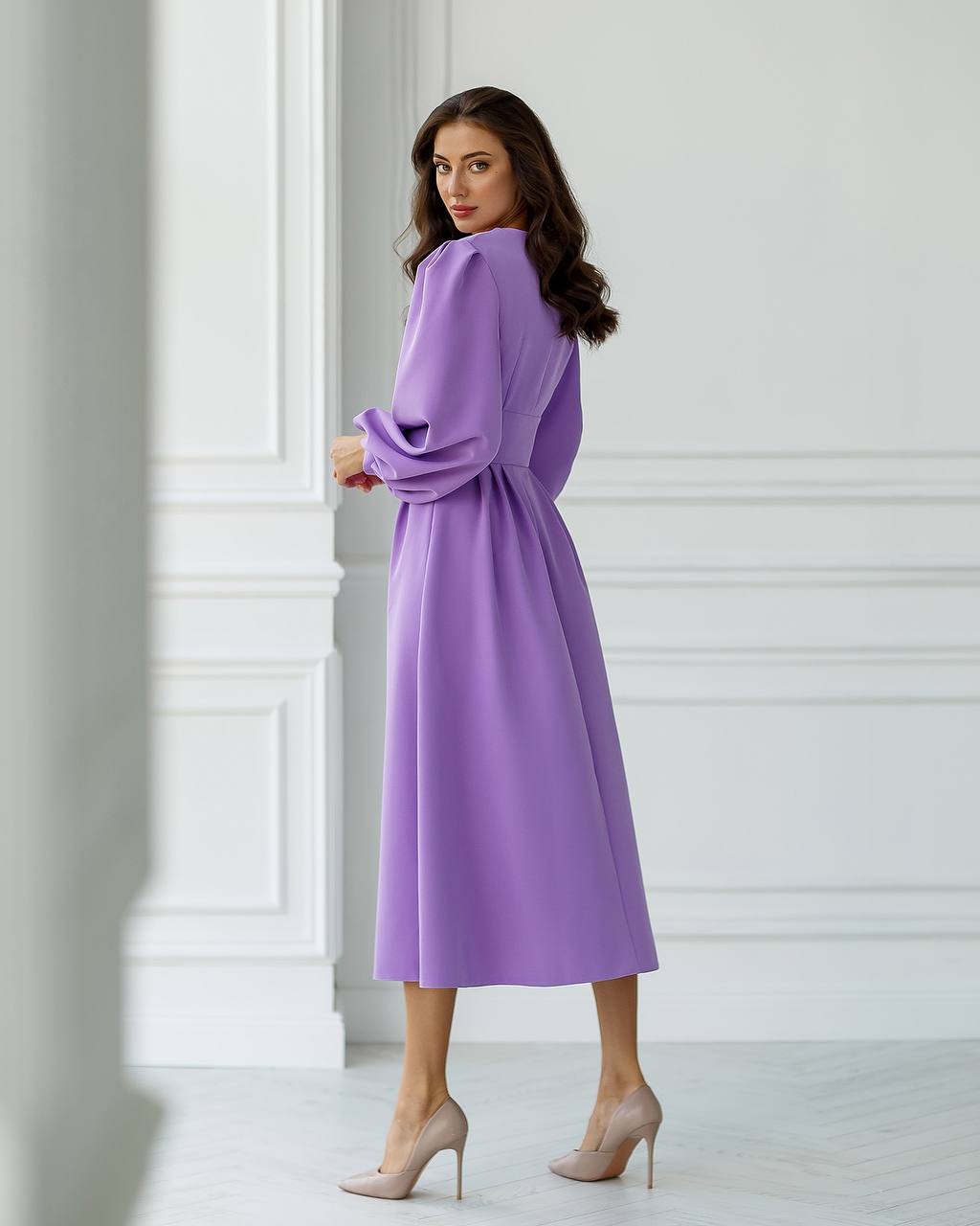 Elegant Purple Midi Dress with Pleated Bodice and Balloon Sleeves