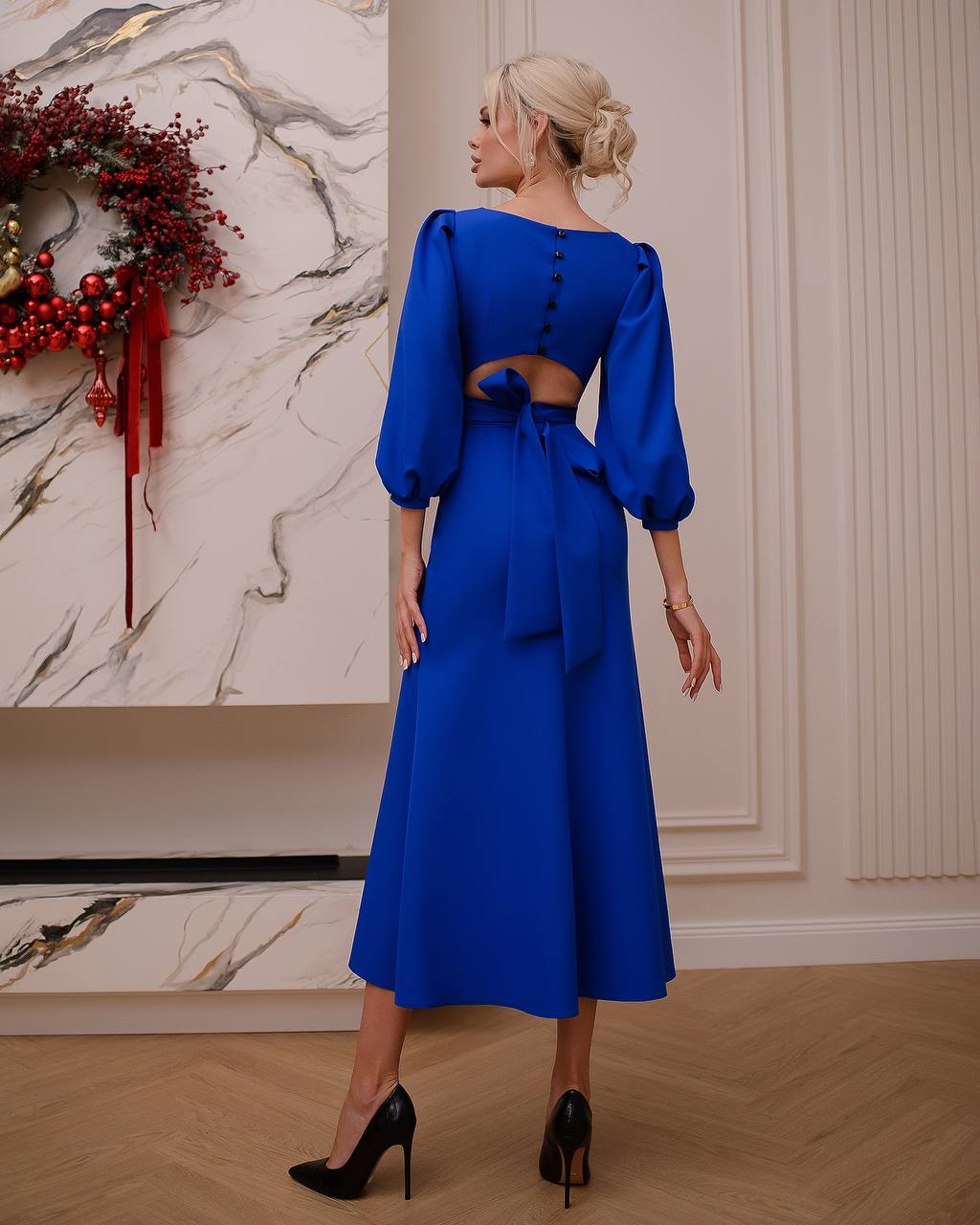 Elegant Women's Midi Dress in Crepe-Diagonal Fabric