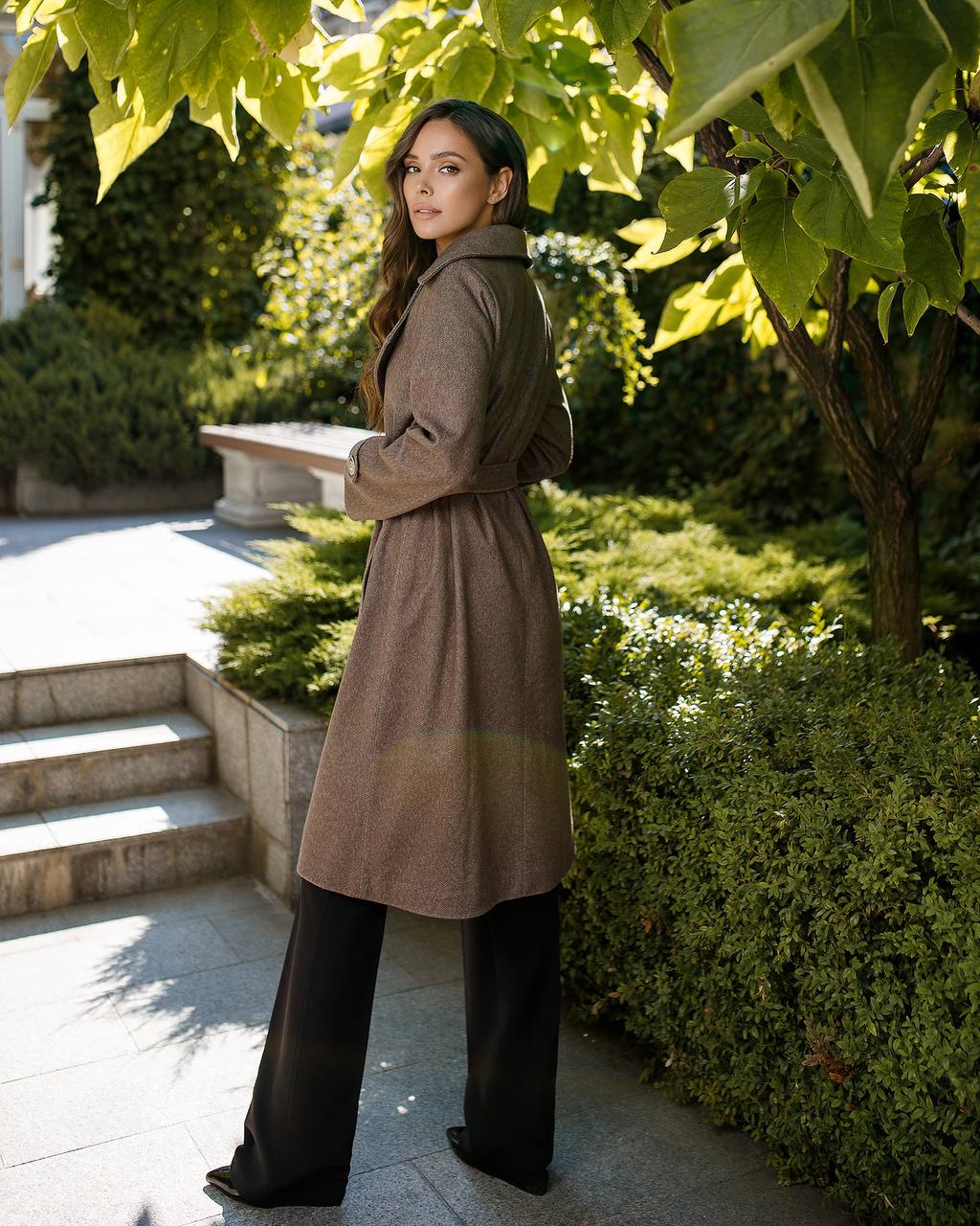 Elegant Wool Coat with Long Length and Belted Waist for Stylish Fall Wardrobe