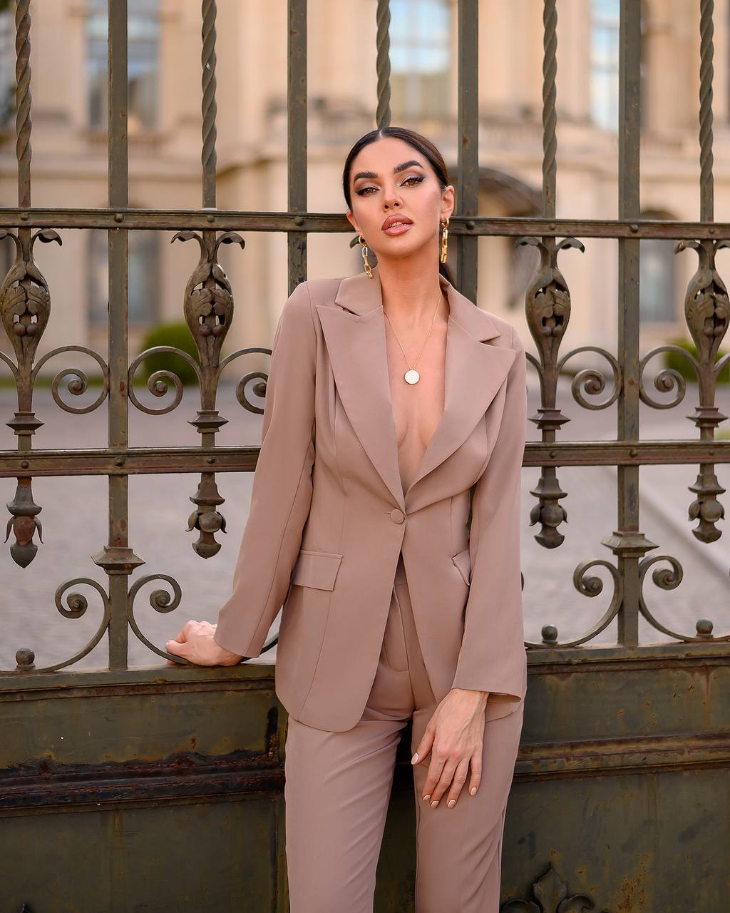 Elegant Womens Suit Jacket and Trousers Set in Soft Brown Crepe Diagonal