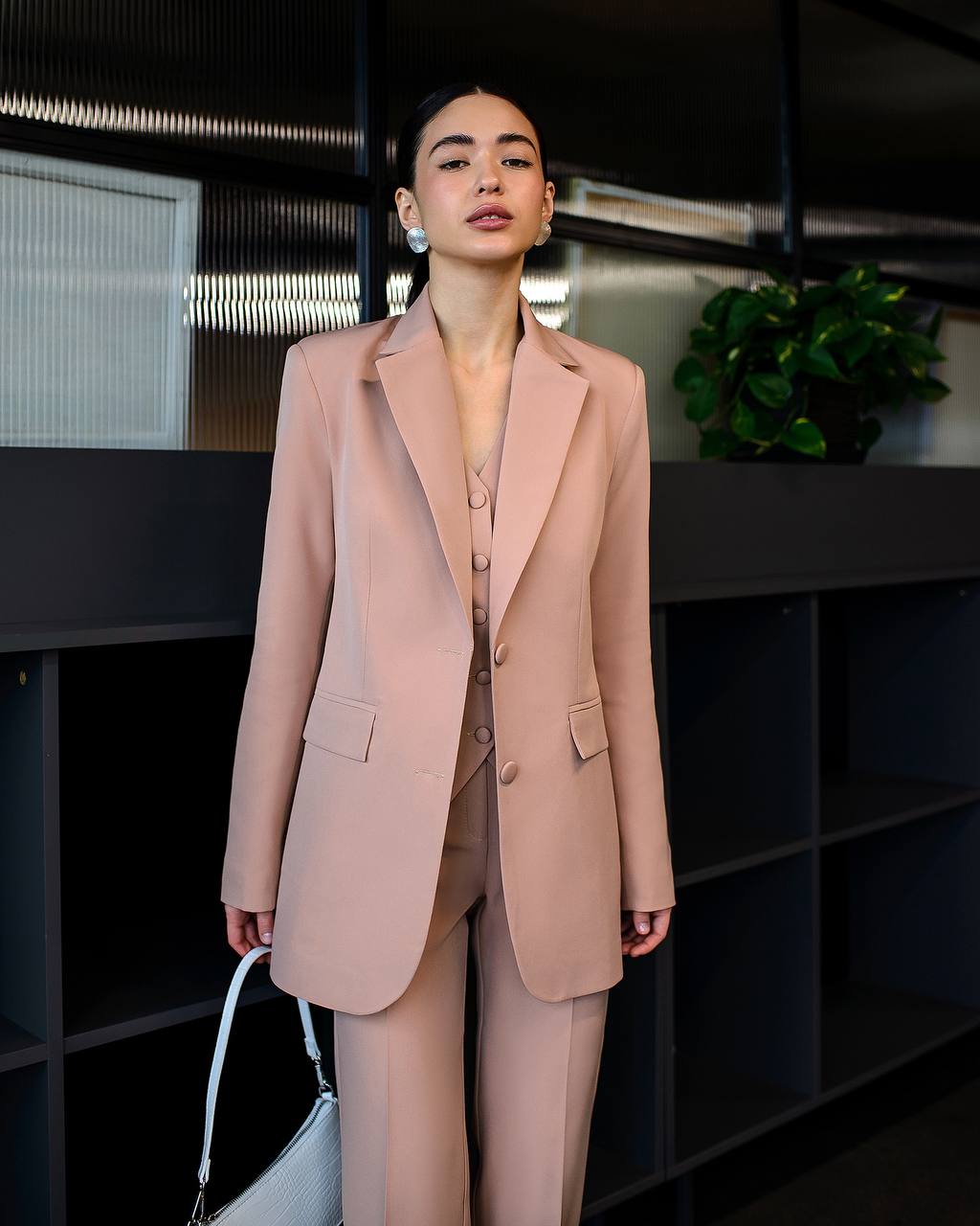 Women's Three-Piece Suit with Vest in Diagonal Suit Crepe Fabric