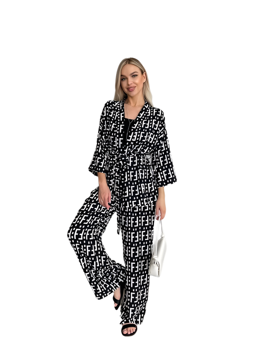 Lightweight Printed Two-Piece Suit for Summer Walks