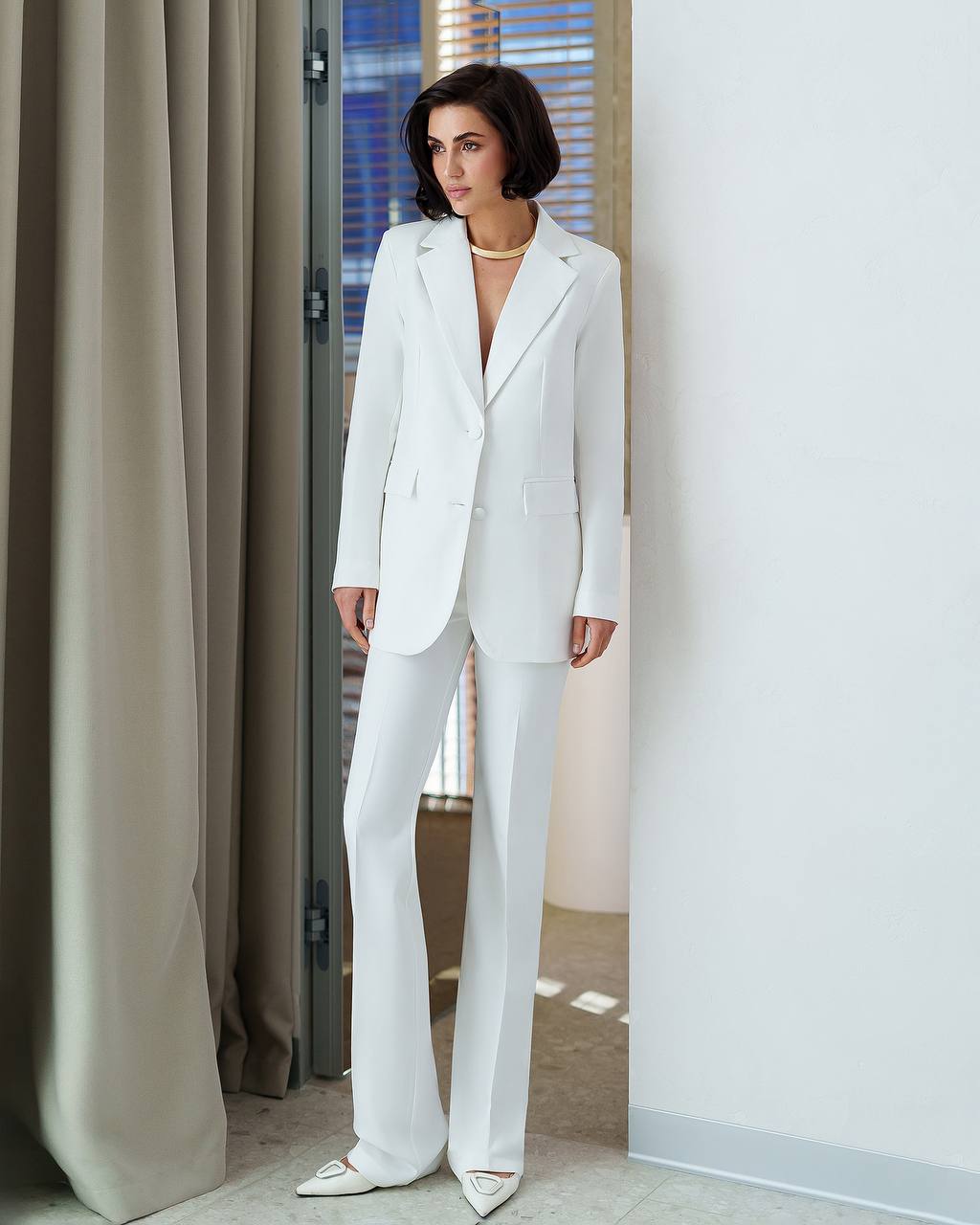 Womens Three-Piece Suit with Vest Diagonal Suit Crepe