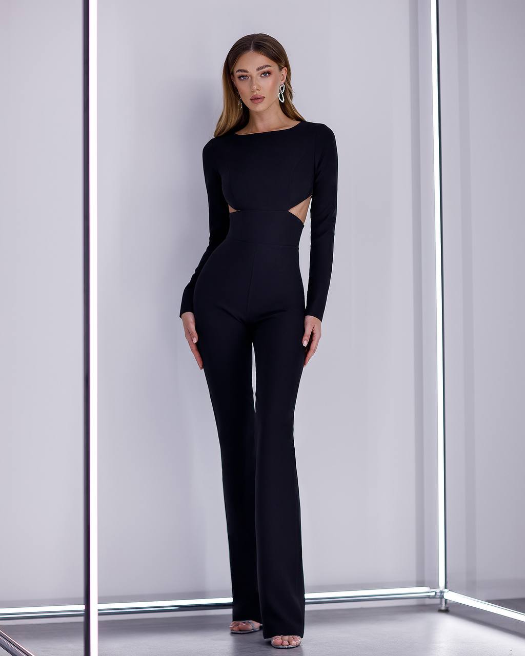 Stylish Black Diagonal Suiting Crepe Jumpsuit for Women