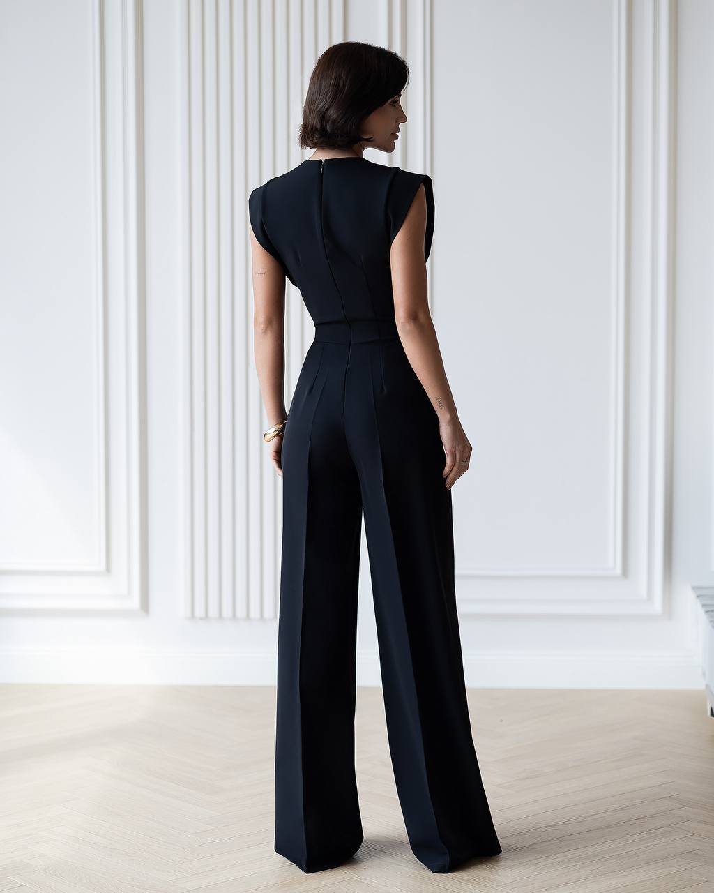 Womens Tailored Wide Leg Jumpsuit with Keyhole Neckline