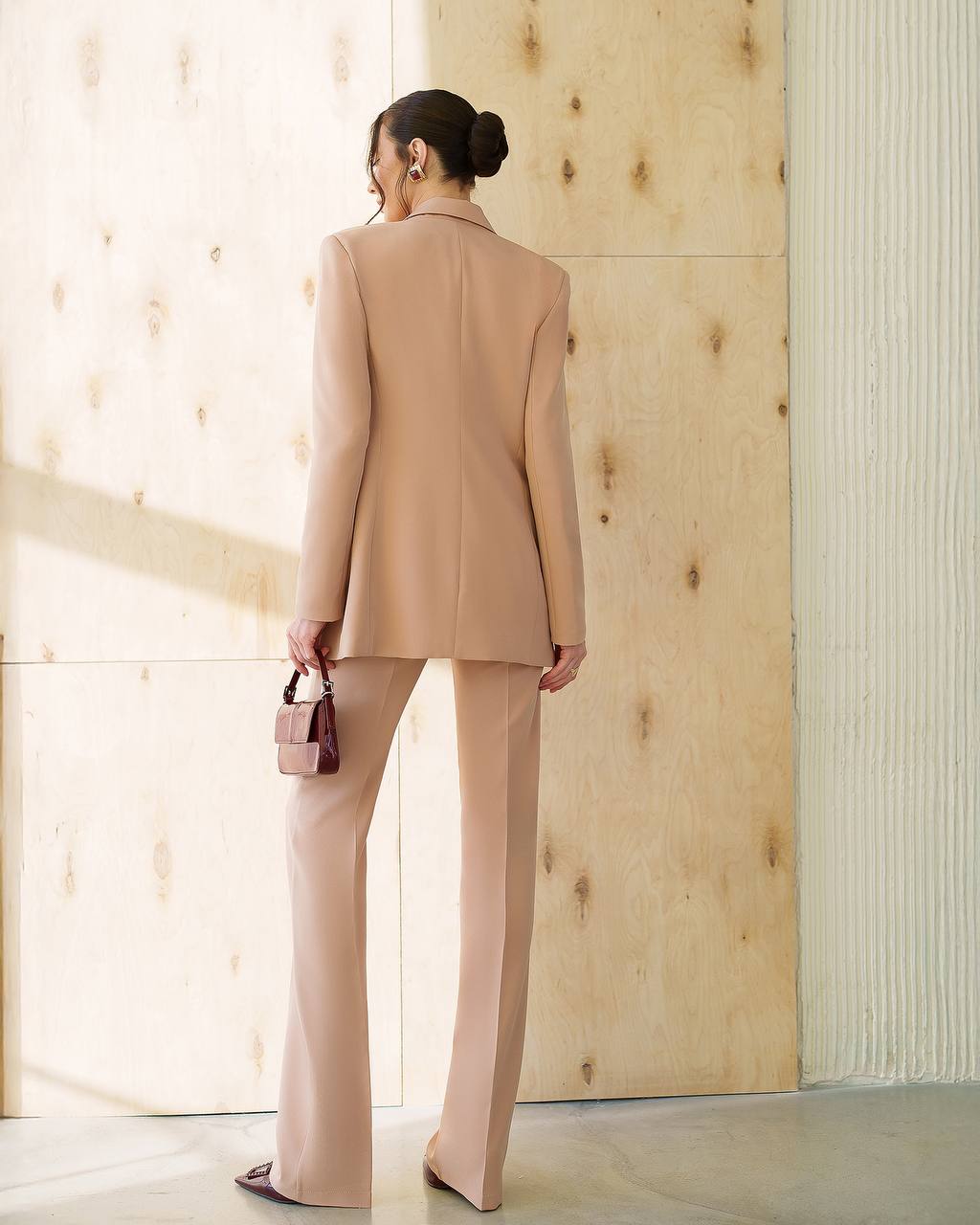 Women's Three-Piece Suit with Vest in Diagonal Suit Crepe Fabric