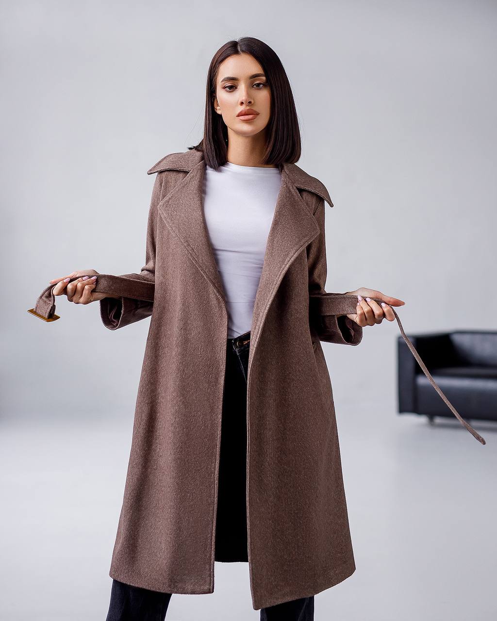 Elegant Wool Coat with Long Length and Belted Waist for Stylish Fall Wardrobe