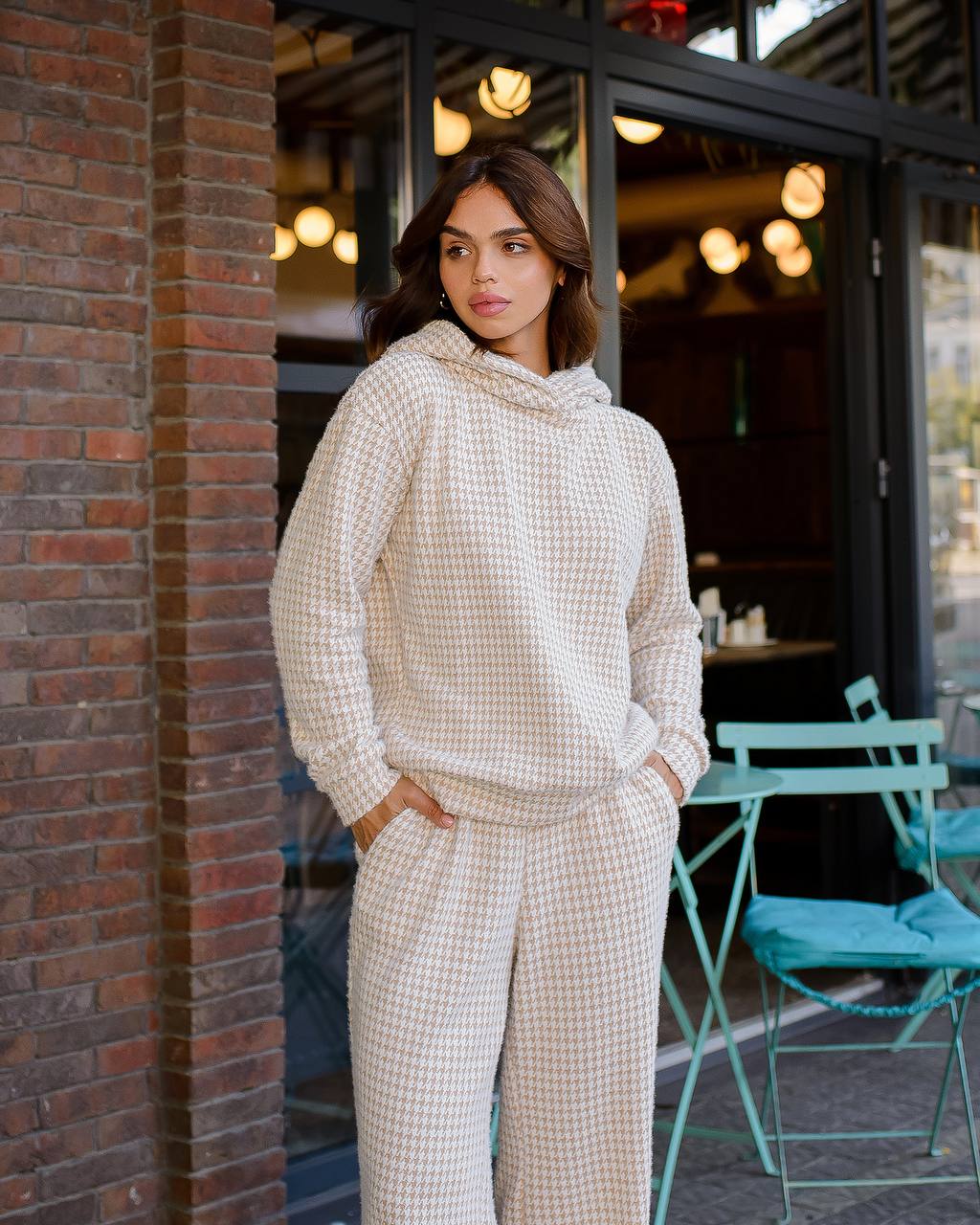 Womens Dense Knit Houndstooth Pattern Suit Imitation Rabbit Fur Beige
