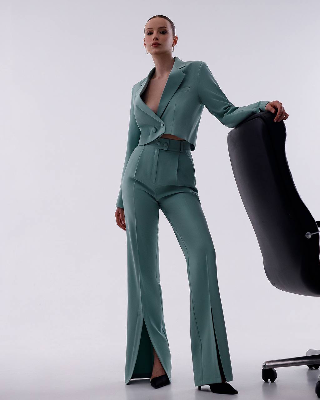 Womens Cropped Jacket Suit With High Waist Slit Trousers