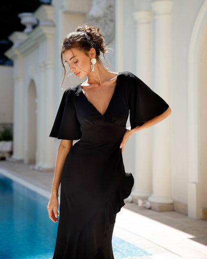 Elegant Black Crepe Silk Evening Dress with Ruffles and V-Neck