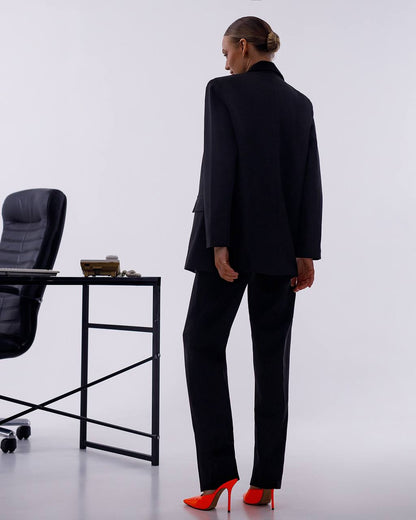 Women Elegant Double-Breasted Suit in Dense Luxury Diagonal Crepe