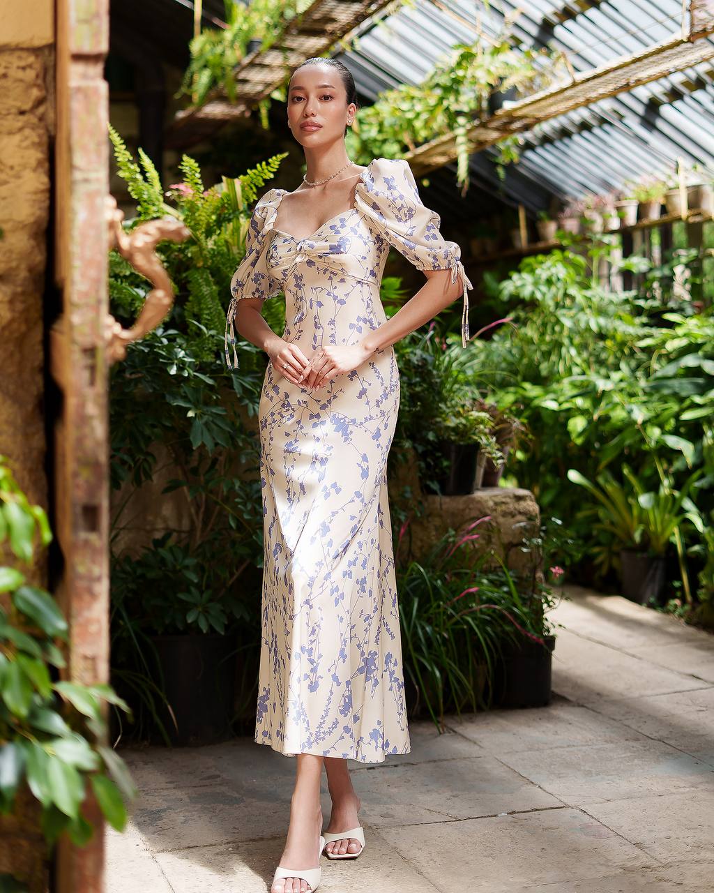 Elegant Printed Silk Midi Dress with Puff Sleeve