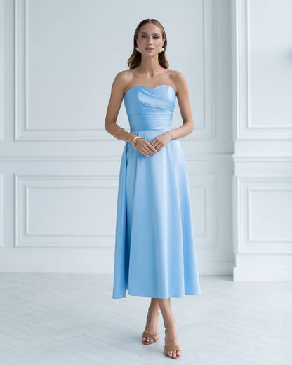 Elegant Women's Strapless Premium Satin Dress Midi Length