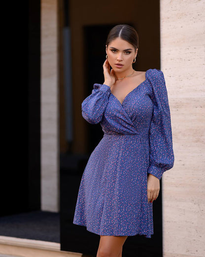 Floral Print Staple Dress with Long Sleeves in Blue