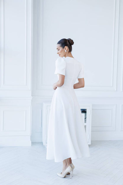 Elegant White Dress with Puff Sleeves for Women