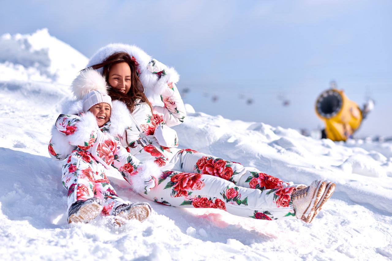 Women and Kids Floral Ski Jumpsuit Winter Snow Suit with Mittens and Bag