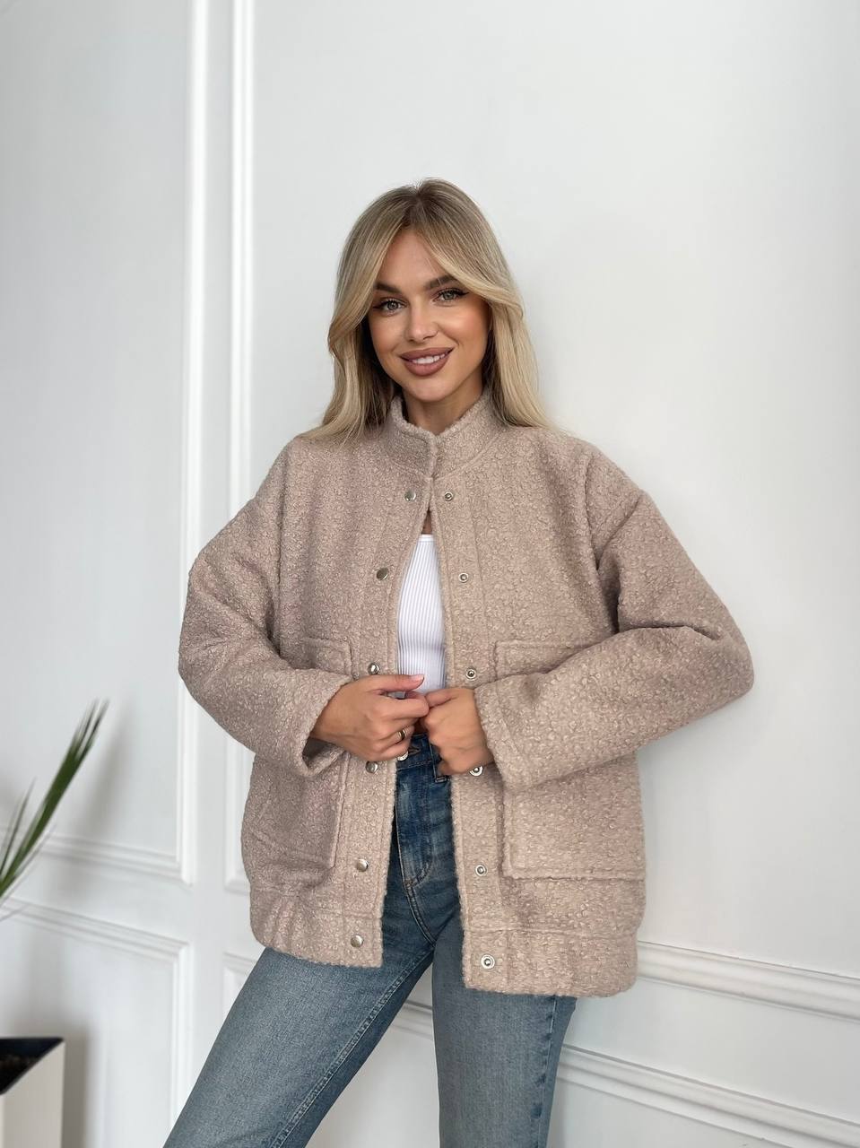 Womens Cozy Boucle Sherpa Bomber Jacket Light Beige