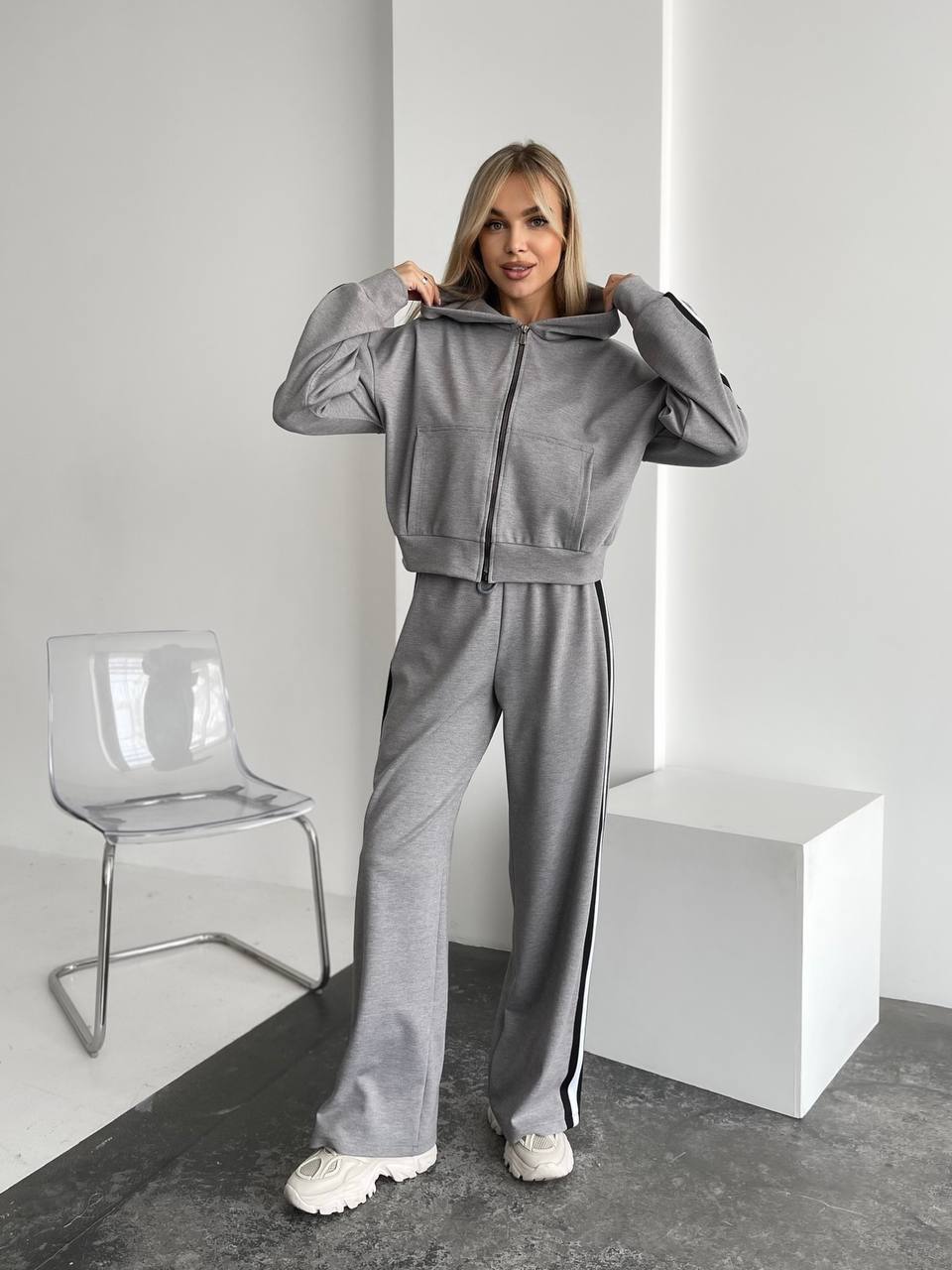 Grey Tracksuit with Hoodie and Sporty Pants