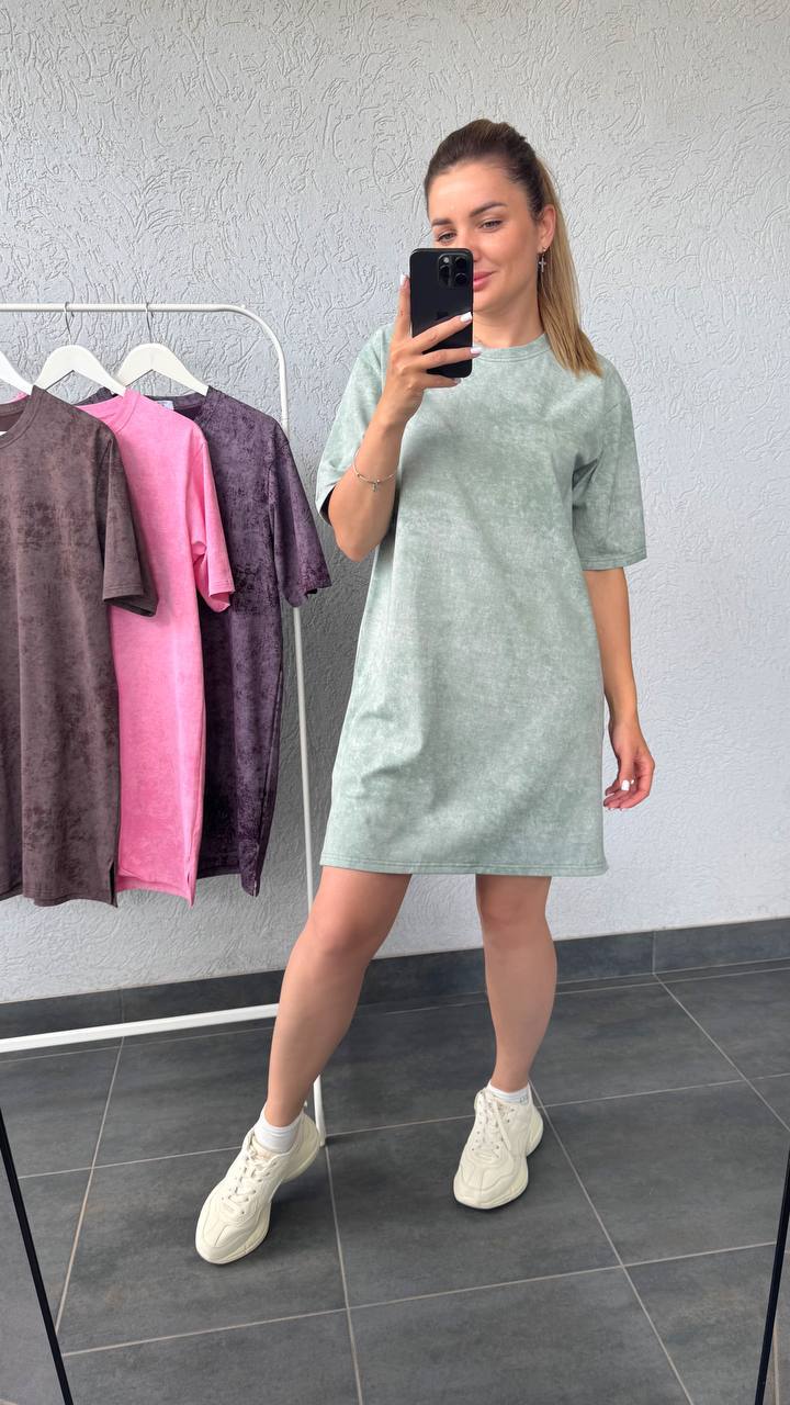 Casual Loose Fit T-Shirt Dress with Side Slits in Cotton