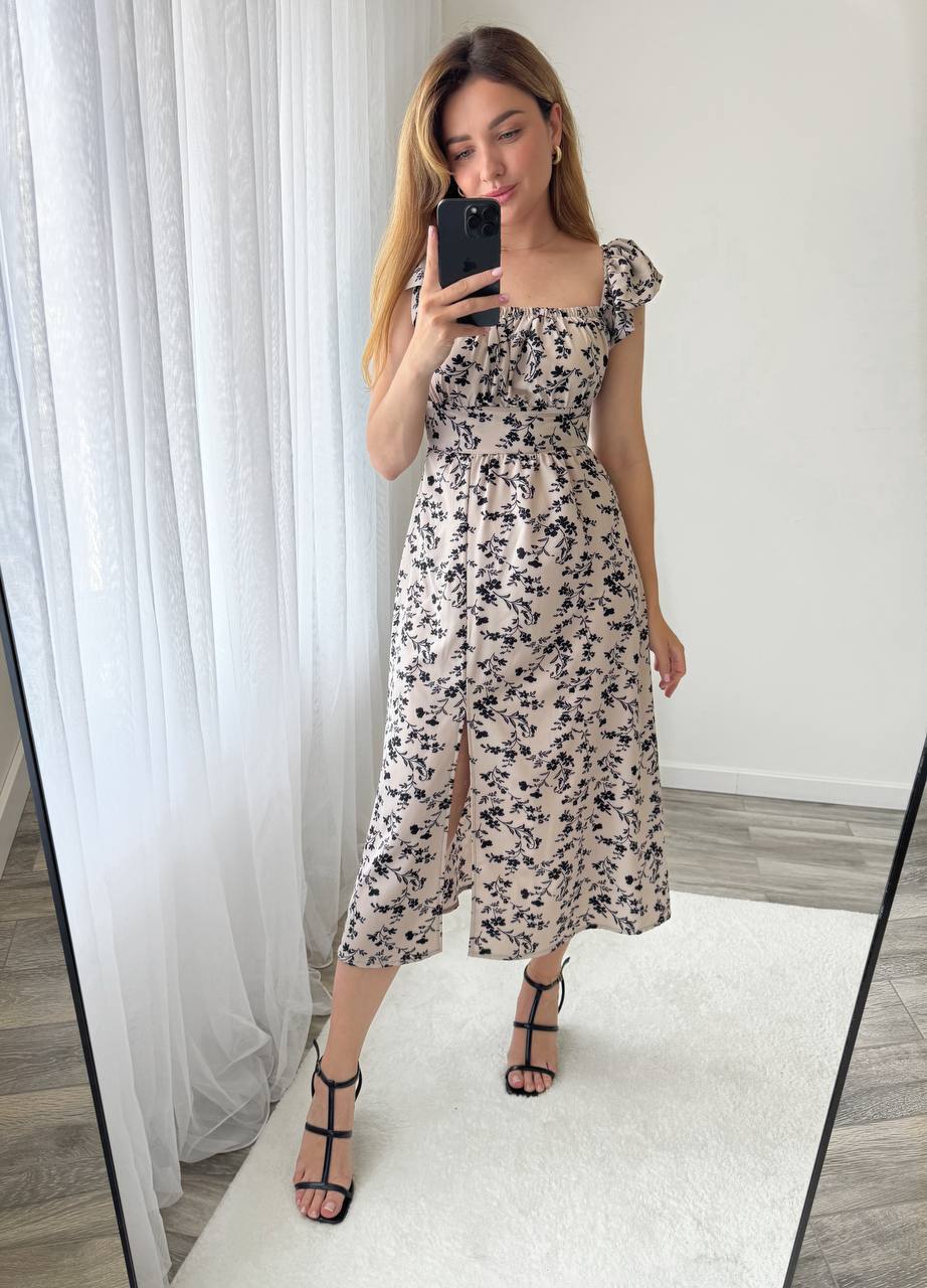 Light Feminine Summer Dress with Floral Print
