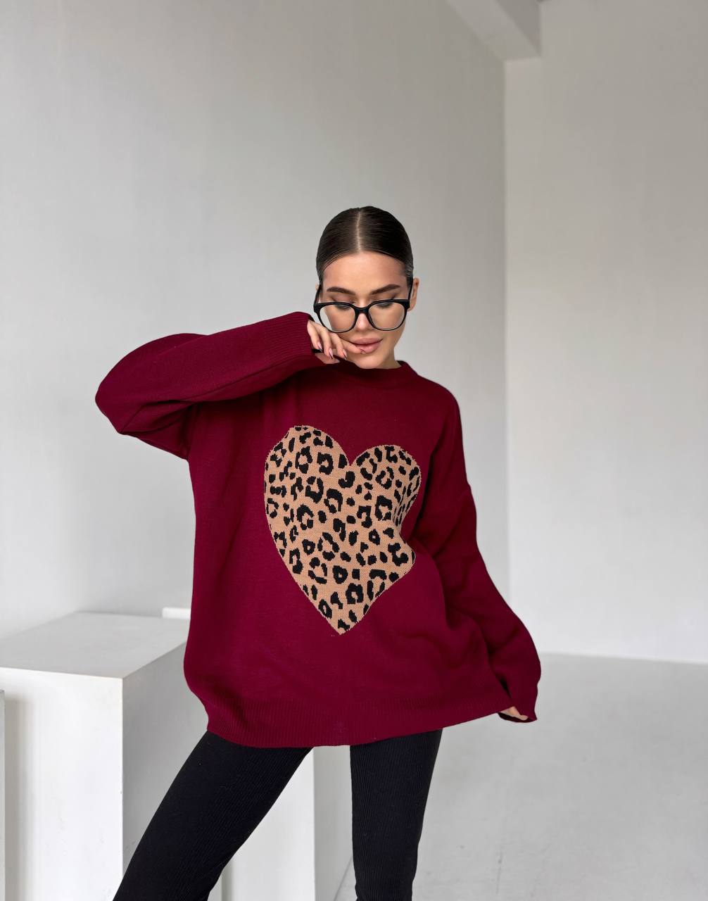 Women's Oversize Burgundy Sweater with Leopard Heart Pattern