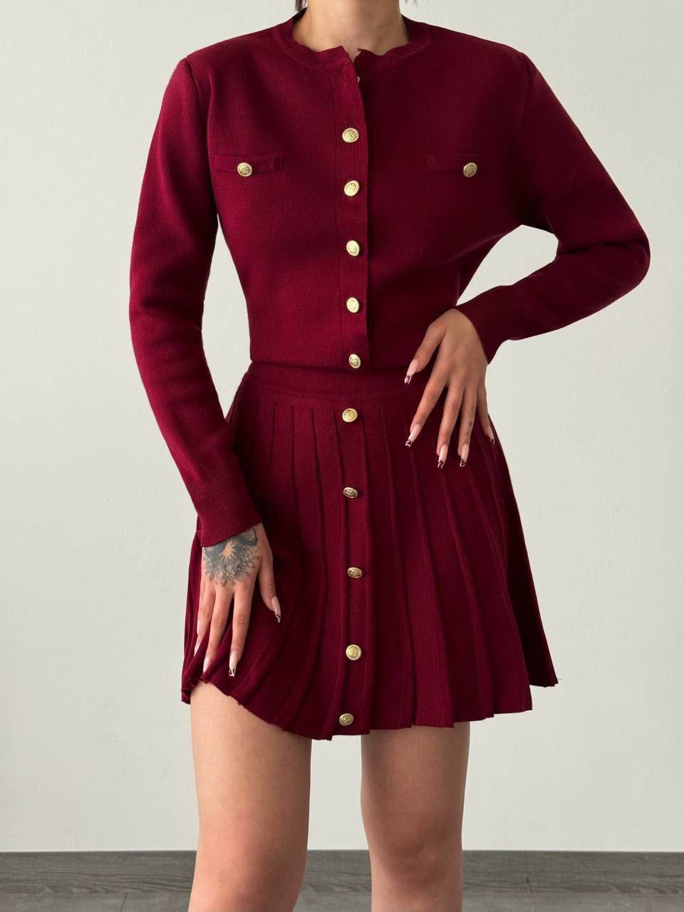 Stylish Burgundy Two-Piece Knitted Suit for Women